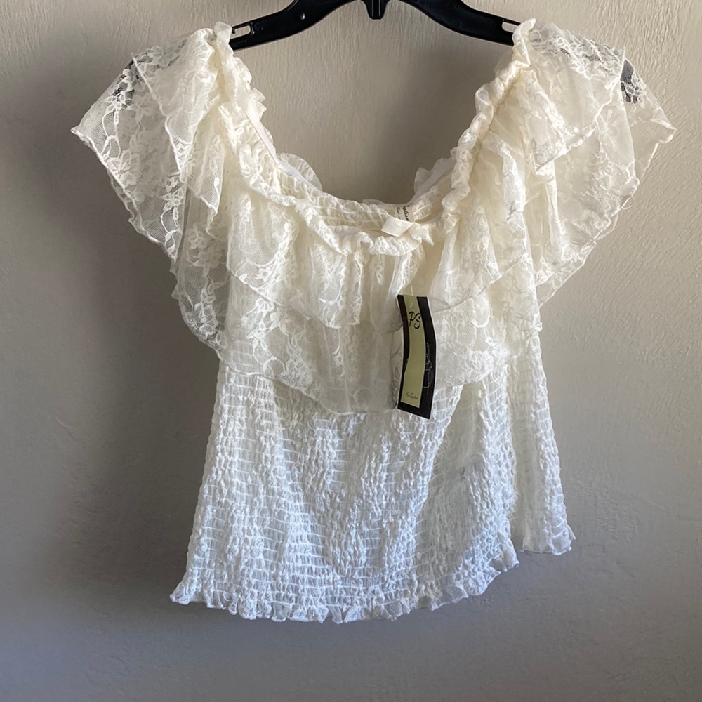Lace top